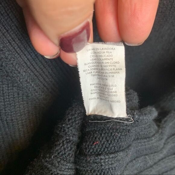 Daisy Fuentes solid Black Wrap V neck Long Sleeve cotton Sweater size L V neck - Picture 7 of 11